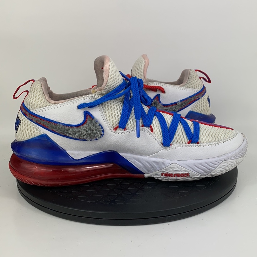 Nike LeBron 17 Low “Tune Squad’ Basketball Shoes CD5007-100 Men’s Size 9.5 - Picture 10 of 13